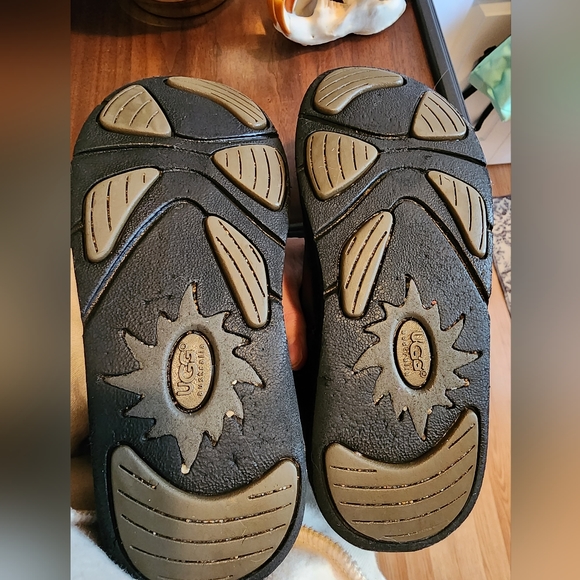 Ugg Locarno - Picture 5 of 6